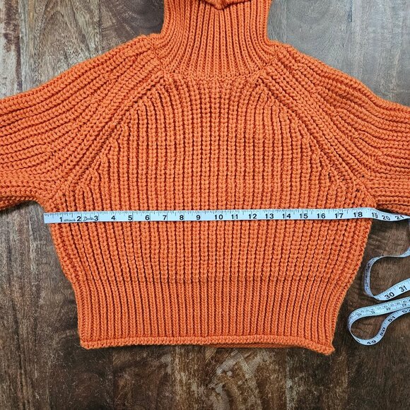 H&M Knit Sweater Womens Small Orange Cropped Turtleneck - Picture 2 of 6